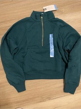 NWT Women Member's Mark Teal / Dark Green Cropped Fleece sweater